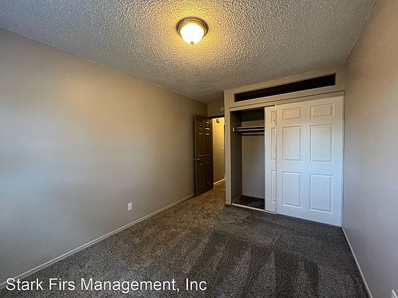 4th image of 10339 NE Prescott St APT 206