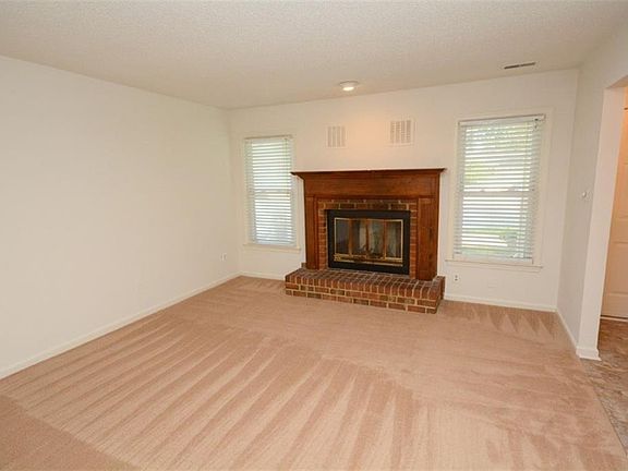 2nd image of 1308 Faraid Ln