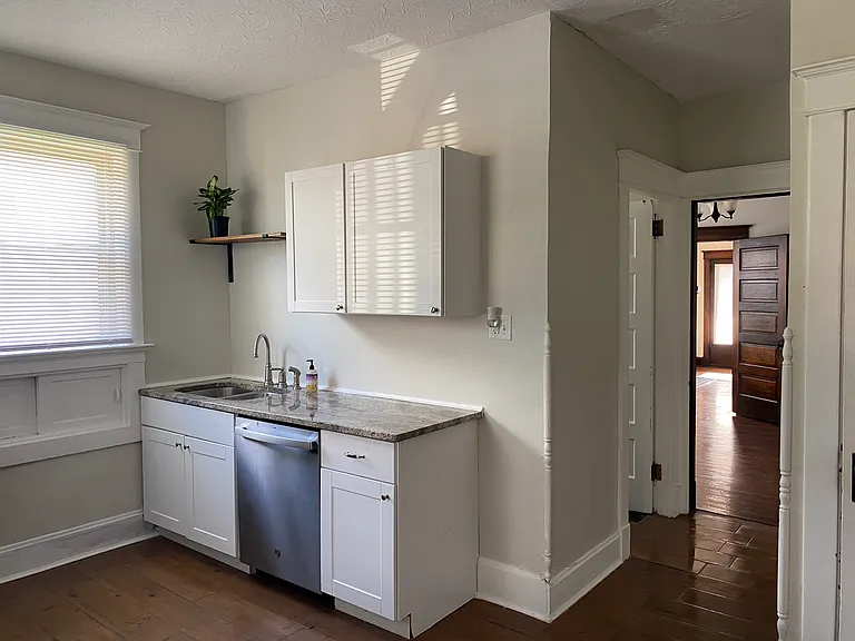 4120 Ivanhoe Ave #1 — Photo 2