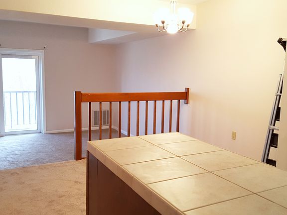 5th image of 116 Tall Oaks Dr Unit W