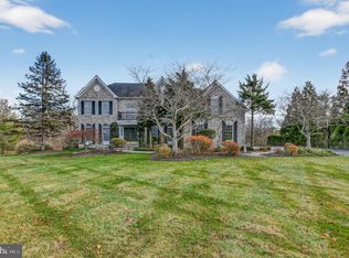 62 Woodside Ln, New Hope, PA 18938