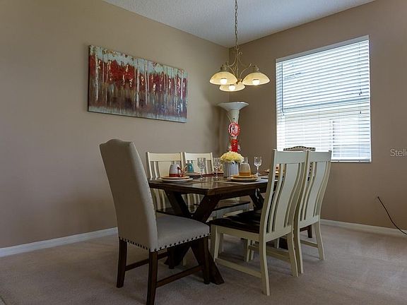 5th image of 124 Churchill Park Dr