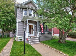 24 Hussey St, New Bedford, MA 02740