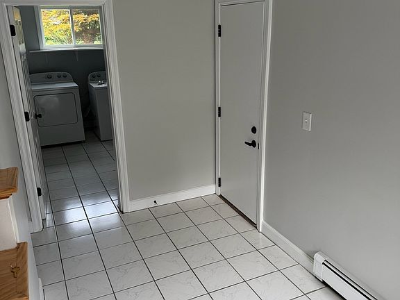 3rd image of 6 Canterbury Rd