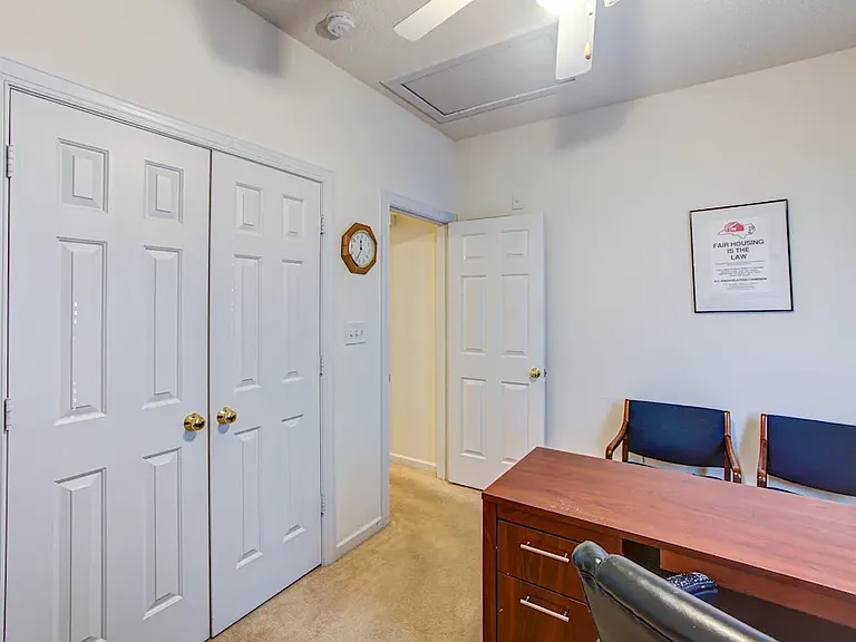 Hunter's Park Apartments — Photo 12