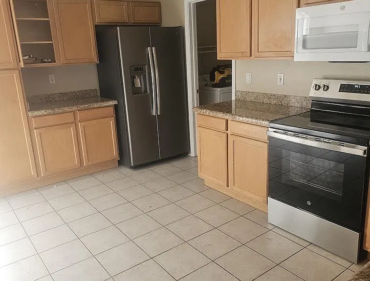 43839 W Rio Grande Dr — Photo 2