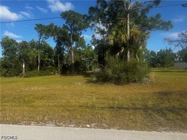 4807 NW 36th Ave, Cape Coral, FL 33993