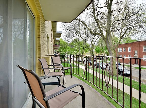 3rd image of 4545 N Long Ave APT 2C