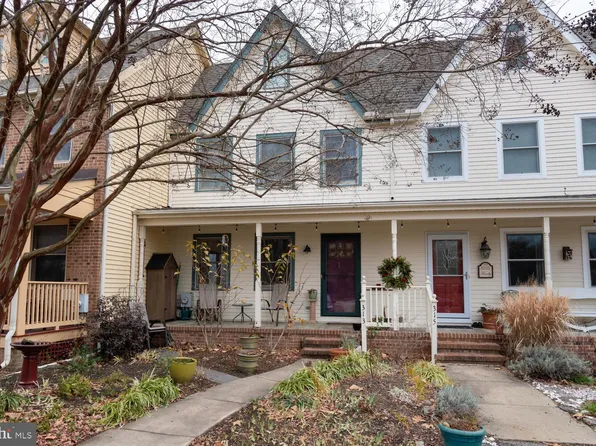 313 S Queen St, Chestertown, MD 21620