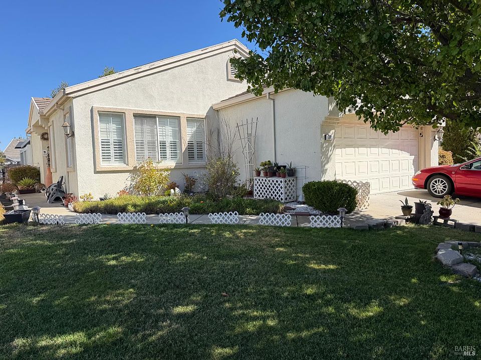 1st image of 782 Oakhill Way