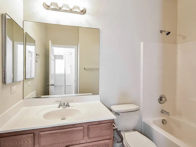4924 White Jade St — Photo 15