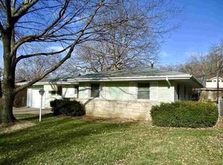 7711 Sunset Dr, Ralston, NE 68127