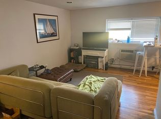 21 Euston Rd #9I, Brighton, MA 02135
