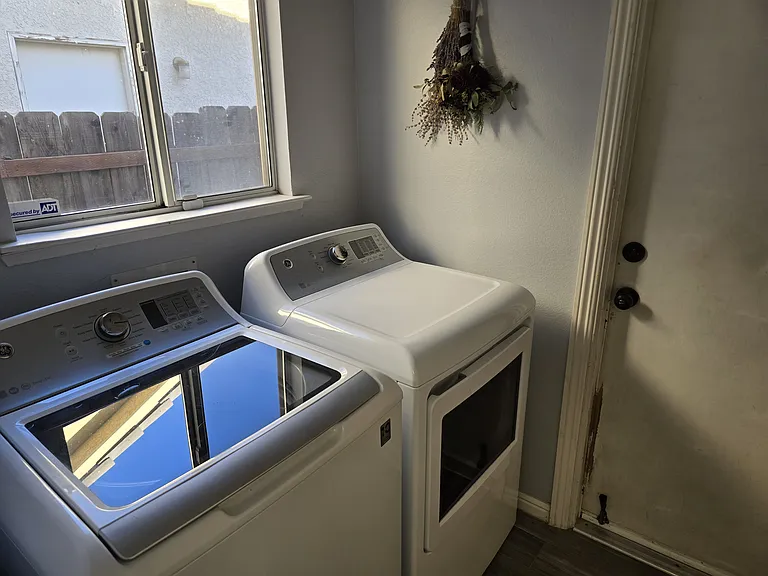 5248 W Browning Ave — Photo 9