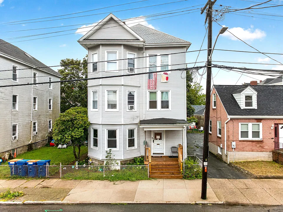 347 Ashley Blvd #1