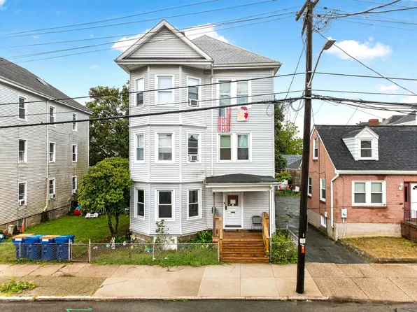 347 Ashley Blvd #1, New Bedford, MA 02746