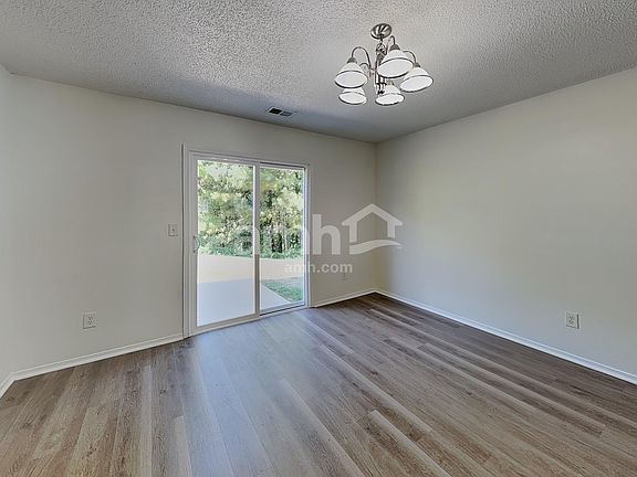 5th image of 3109 Skybrook Ln