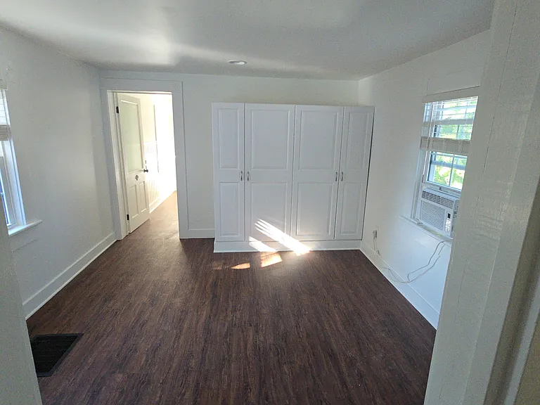 81 Graham St — Photo 8