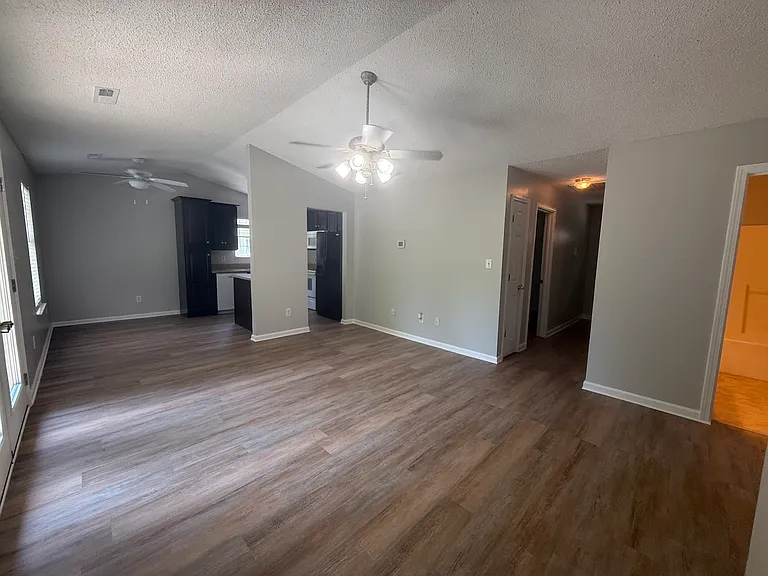 7662 Trey Oaks Ln — Photo 9