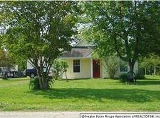 8700 Eagle Dr, Denham Springs, LA 70706