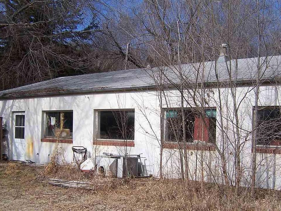2nd image of 2115 Elm Ln