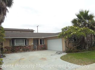 872 N California St, Orange, CA 92867