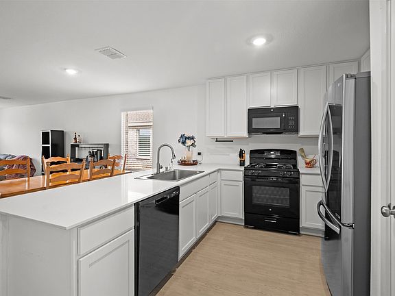5th image of 14120 Hammersmith St
