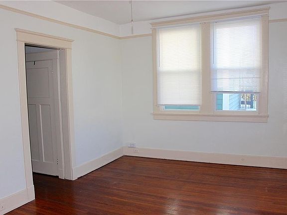 3rd image of 5228 Perrier St