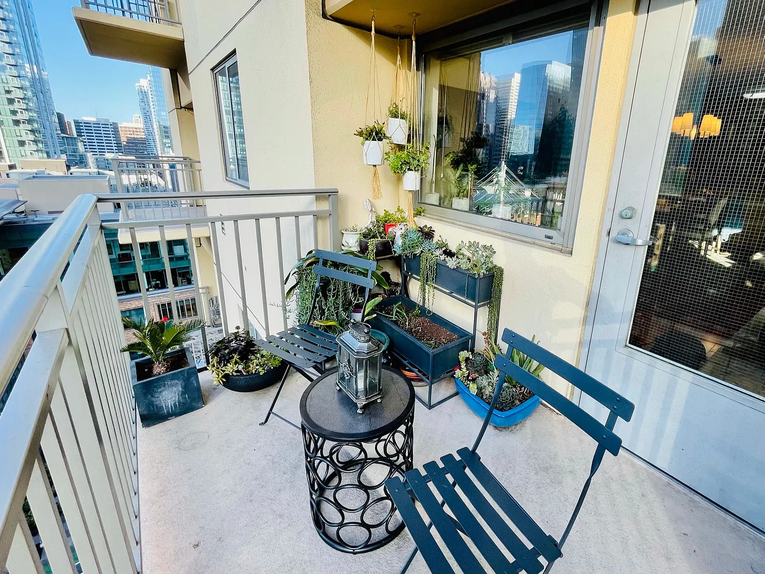 246 2nd St — Photo 3