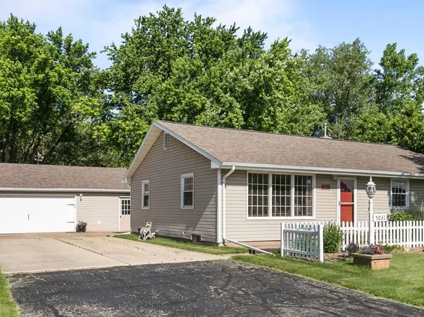 5031 N Lynndale Dr, Appleton, WI 54913