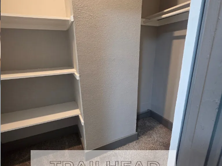 3227 Central St — Photo 9