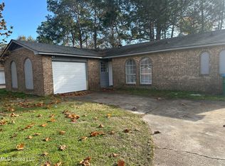 2525 Calle De Feliz St, Gautier, MS 39553