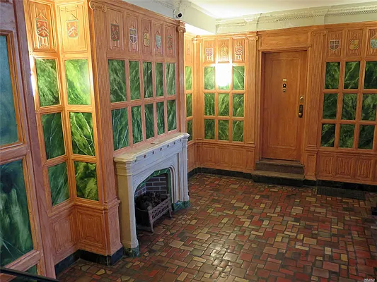 Sold by Laffey Real Estate | media 27