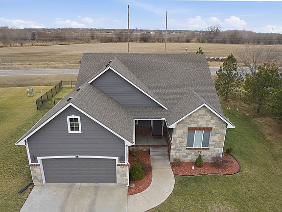 4th image of 4702 N Emerald Ct