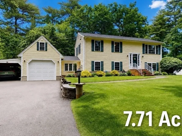 233 Tispaquin St, Middleboro, MA 02346