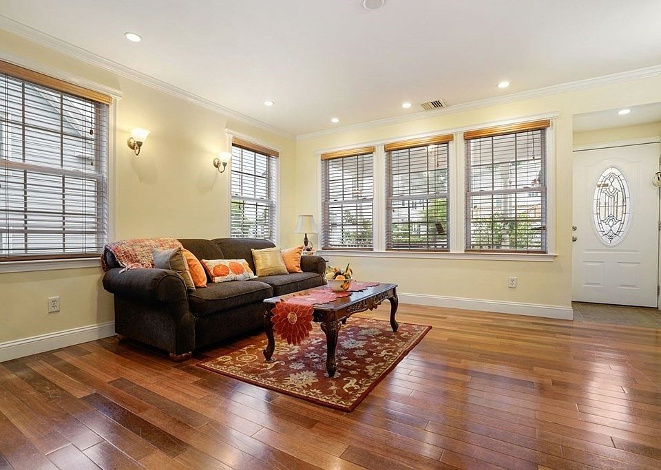 1st image of 44 Buckley St #A