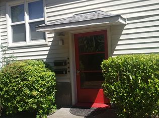 1416 SE Duke St APT 1, Portland, OR 97202