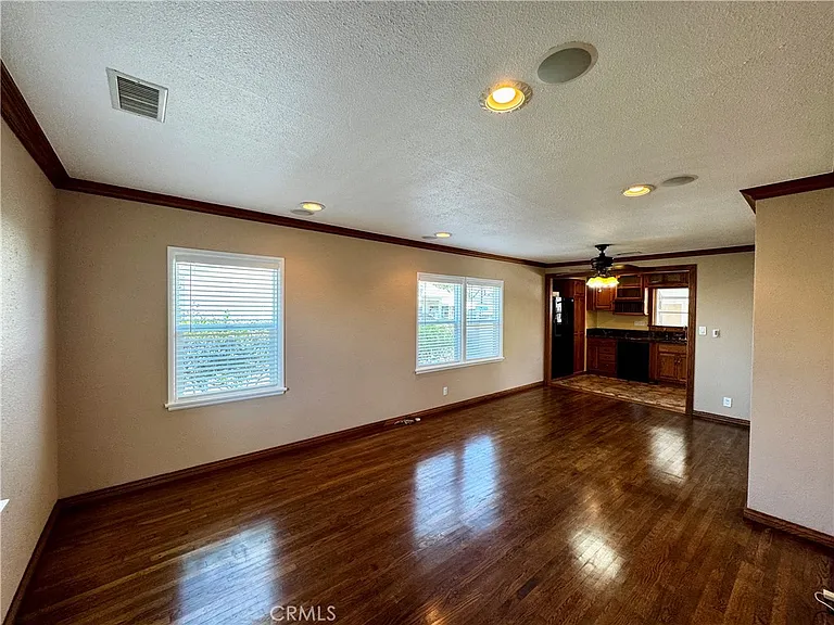14414 Studebaker Rd — Photo 3
