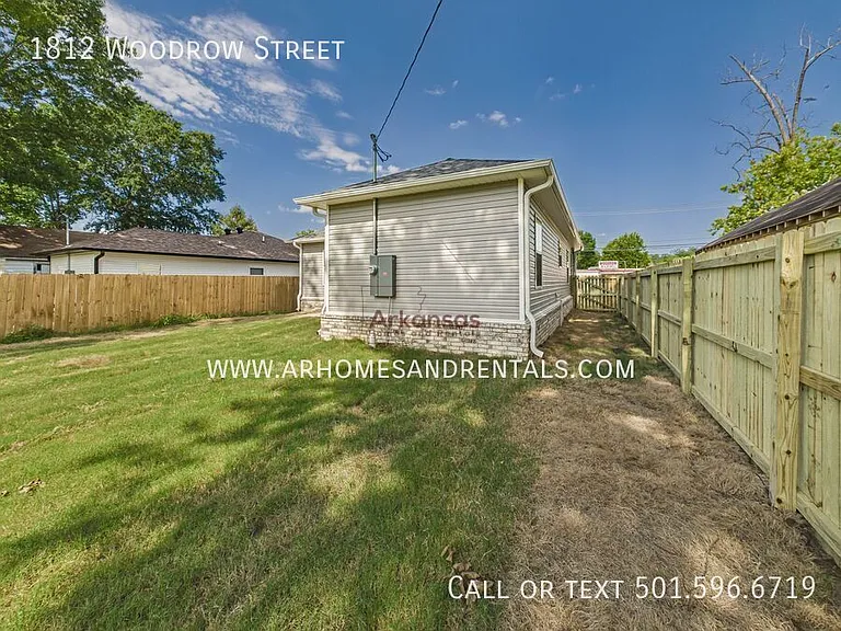 1812 S Woodrow St — Photo 14