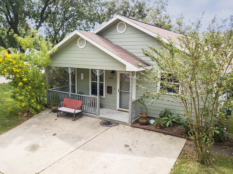 1st image of 1501 1st Ave N
