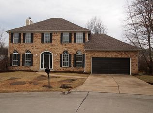 709 Season Heather Ct, Ballwin, MO 63021