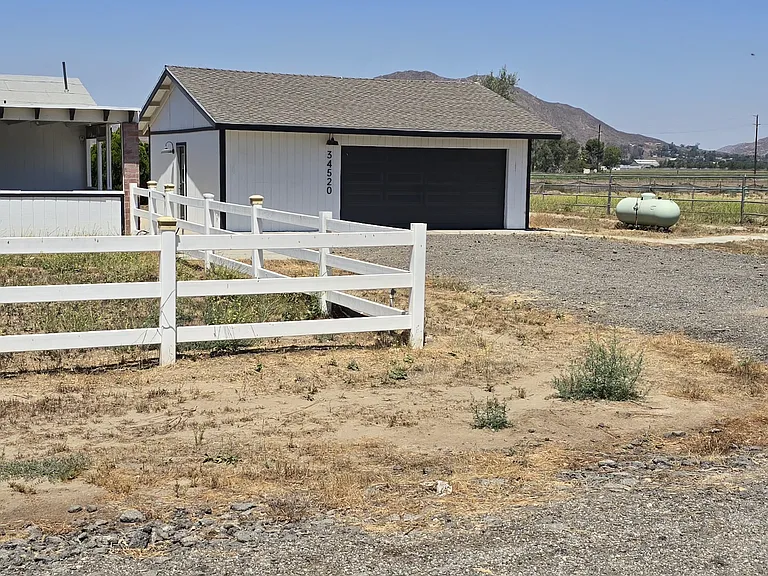 34520 Simpson Rd — Photo 8