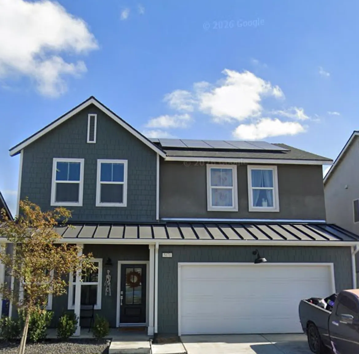 4 bed, 2.5 bath, 2068 sqft, $2,800 — Photo 1