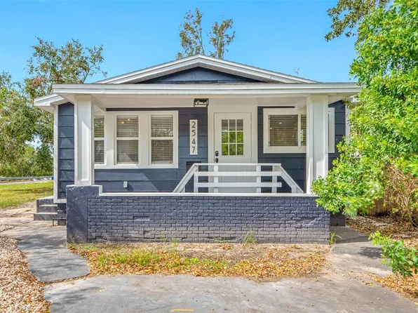 2547 Kingston St S, Saint Petersburg, FL 33711