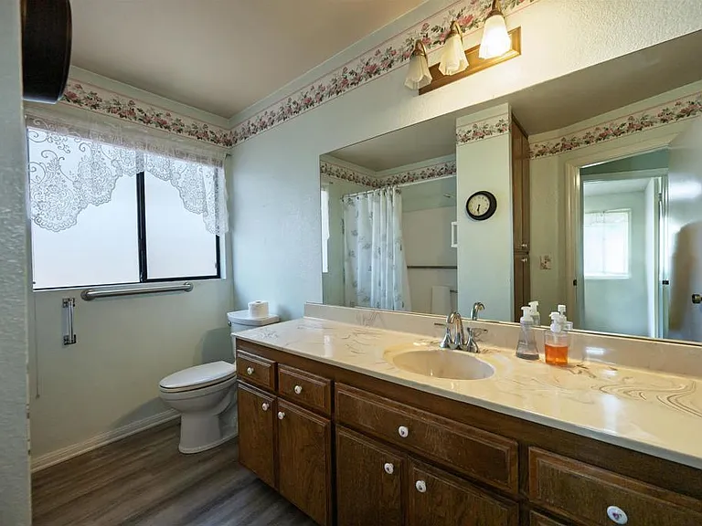 1811 Lynx Gln — Photo 14