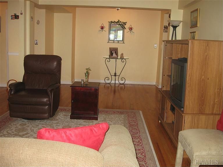 1st image of 505 E Lincoln Ave APT 119