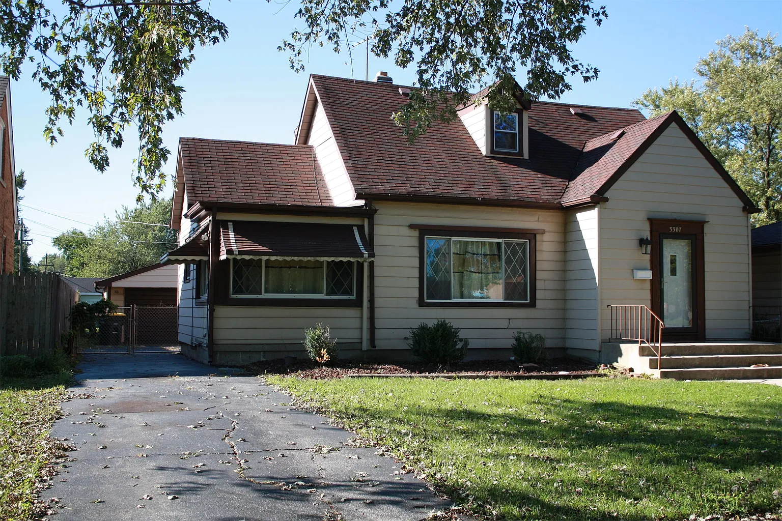 3307 178th St photo 1