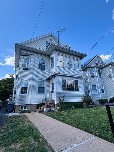449 Buffalo Ave #1 Photo 1