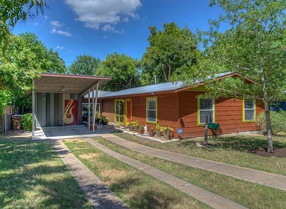 2nd image of 402 S Park Dr