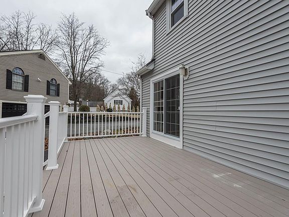 5th image of 43 Essex St